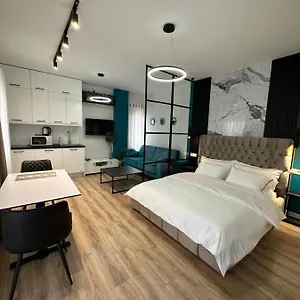 Intercontinental Center , Tirana Albanien